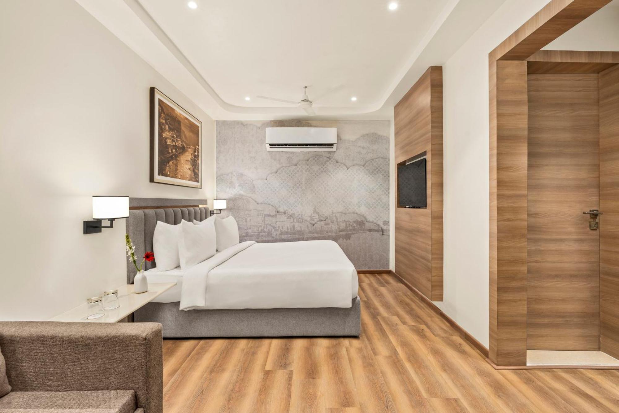 Country Inn Ayodhya - Opposite Airport Экстерьер фото