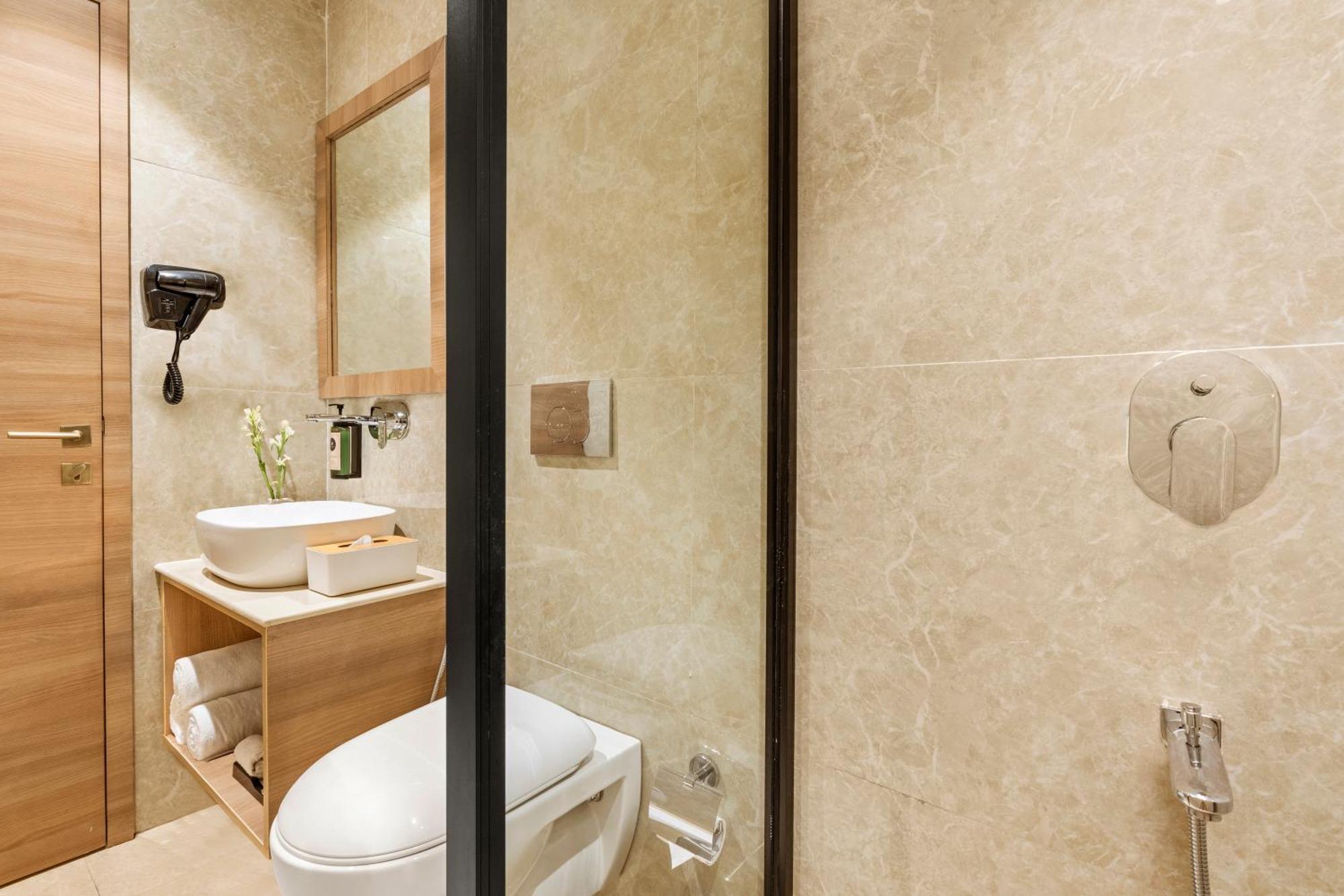 Country Inn Ayodhya - Opposite Airport Экстерьер фото