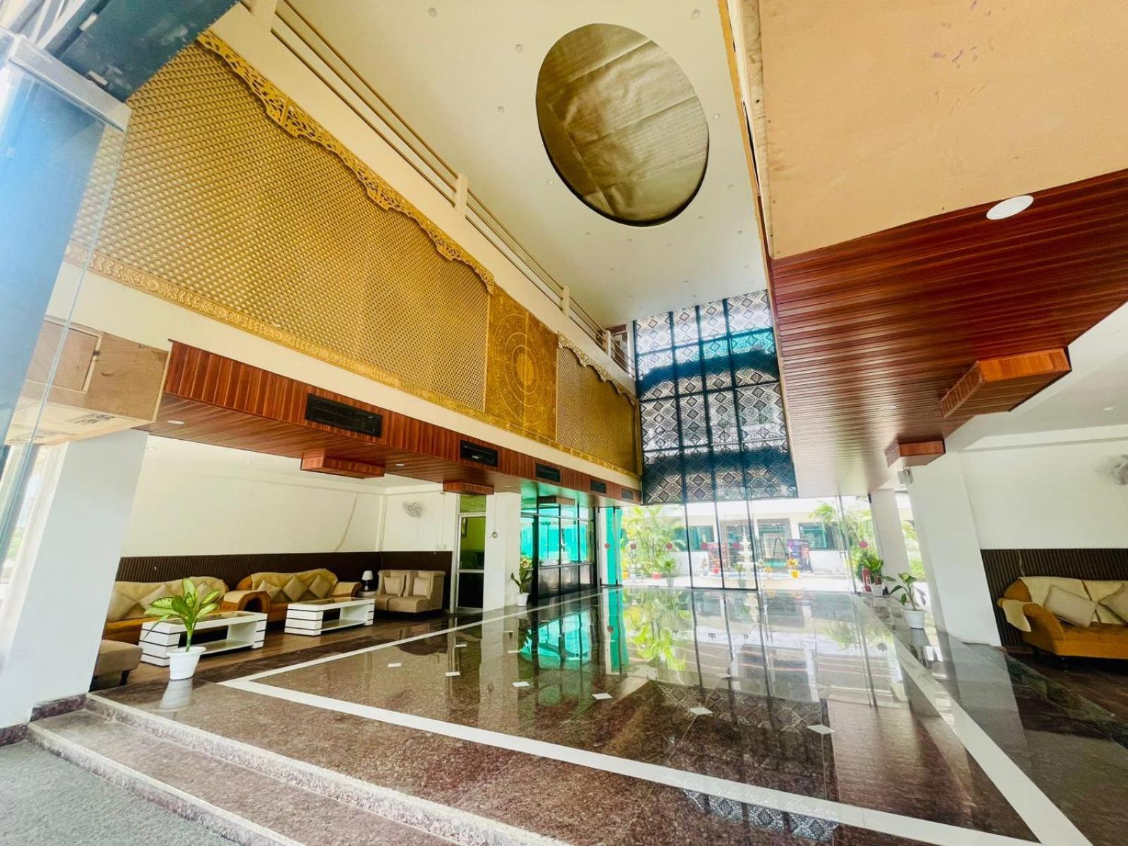 Country Inn Ayodhya - Opposite Airport Экстерьер фото